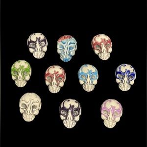 💥 3/$15 💥 Ceramic Skull Beads